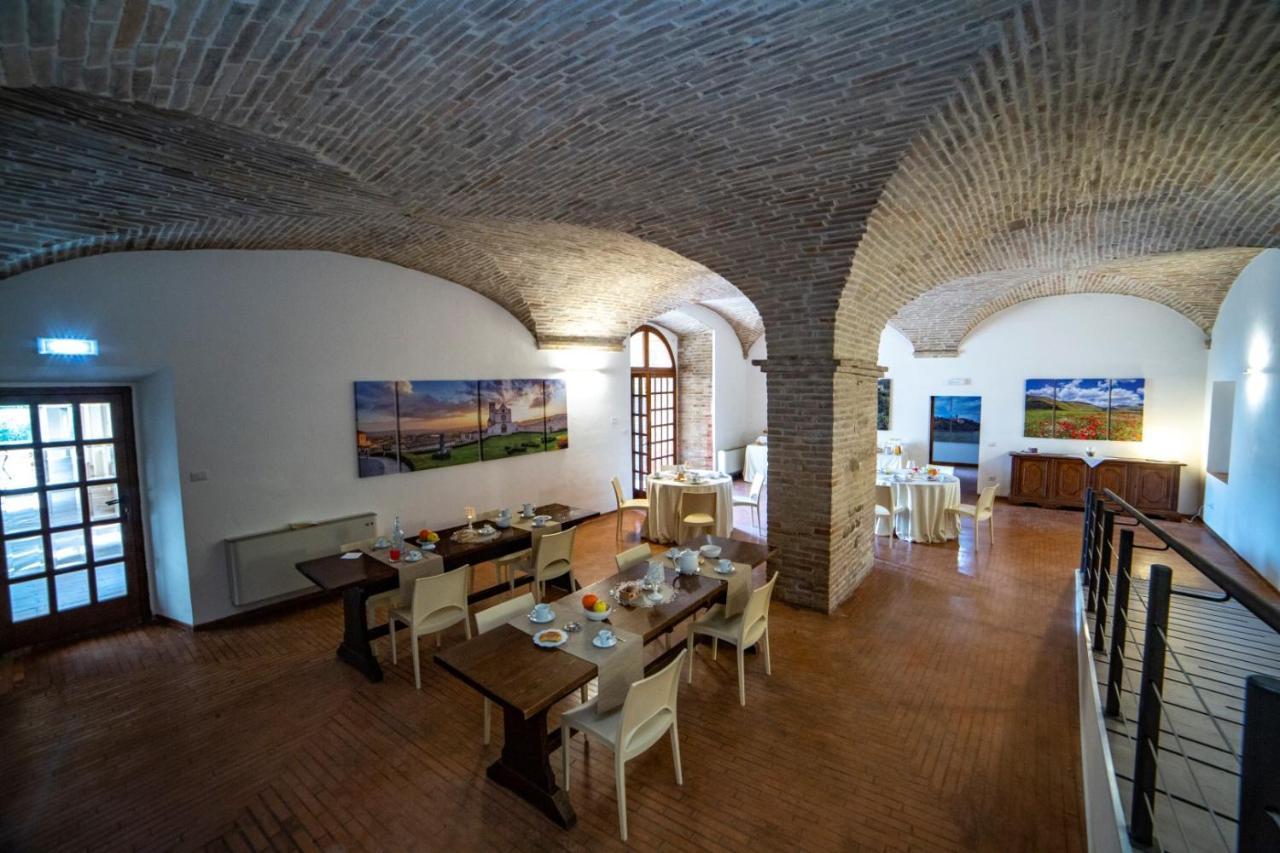 Il Monastero Di Bevagna Bed & Breakfast Luaran gambar